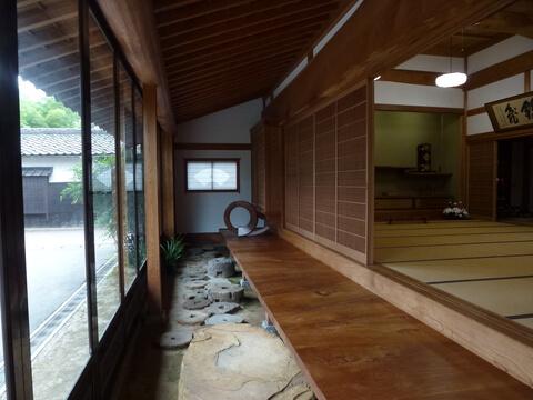 traditional japanese house