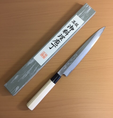 box and knife of Sakai Norimasa