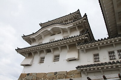 close view of the main building of Himeji Castle