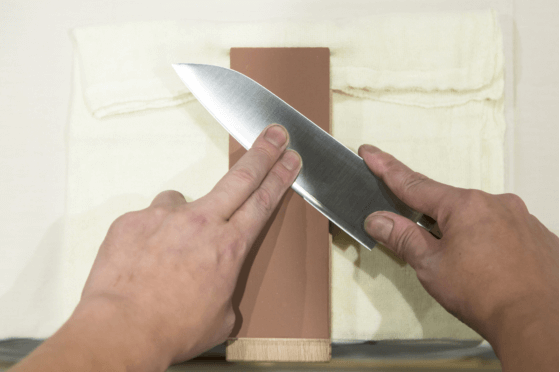 set knife on waterstone