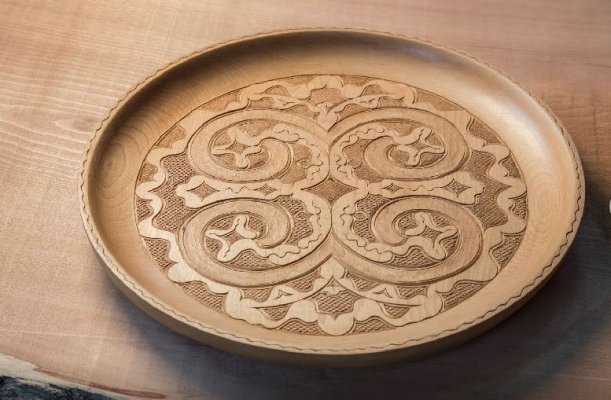 product example, Japanese crafts Nibutani Ita round tray