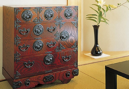 Japanese Iwayado Clothing Chest, interior example in Japanese room