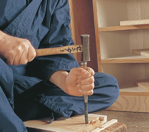 Japanese Iwayado Clothing Chest, making process by a craftsman