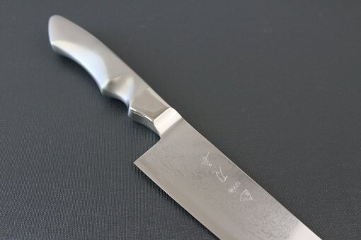Japanese Chef Knife, Damascus Gyuto size M, diagonal front view
