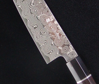 Unique pattern of Damascus kitchen knife