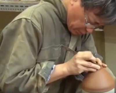 A potter challenging to replicate Yohen Tenmoku tea bowls