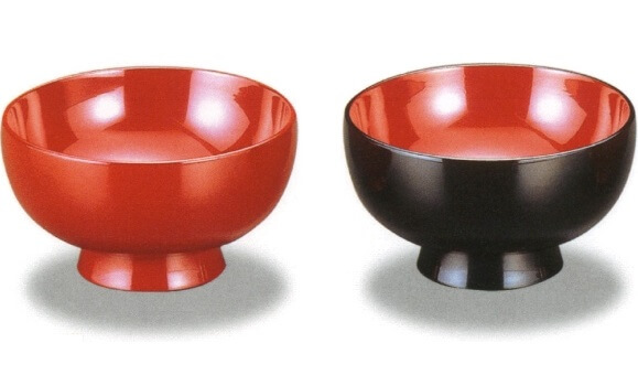 Kawatsura Lacquerware, a Japanese traditional craft, couple soup bowls red and black
