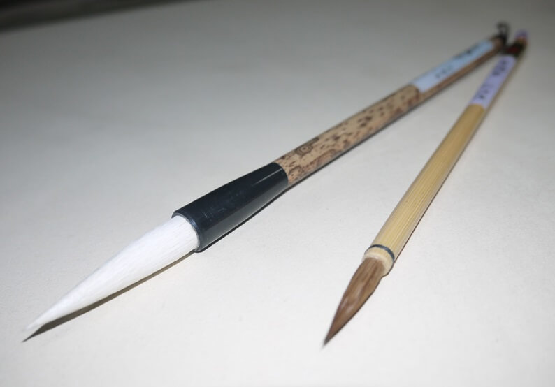Toyohashi writing brush, a Japanese traditional craft, large brush and small brush