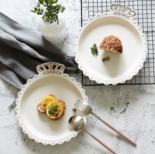 Is the difference between Japanese and Western tableware just about