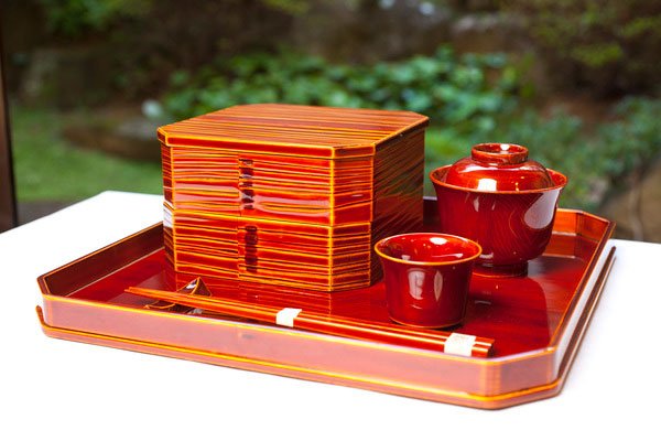 Hida Shunkei Lacquerware, a Japanese traditional craft, lunch bento box