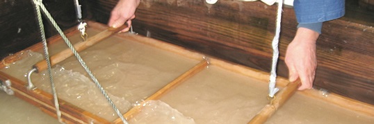 Etchu Washi Japanese paper, a Japanese traditional craft, making process