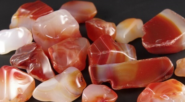 Wakasa Agate Craft, a Japanese craft, raw material stones