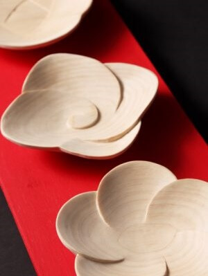 Osaka Ranma: Wood Carved Openwork Panel, dish type