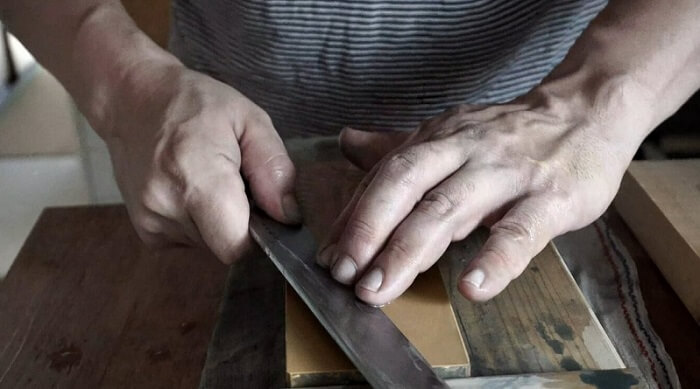 Japanese authentic knife Honyaki, making image of a knife