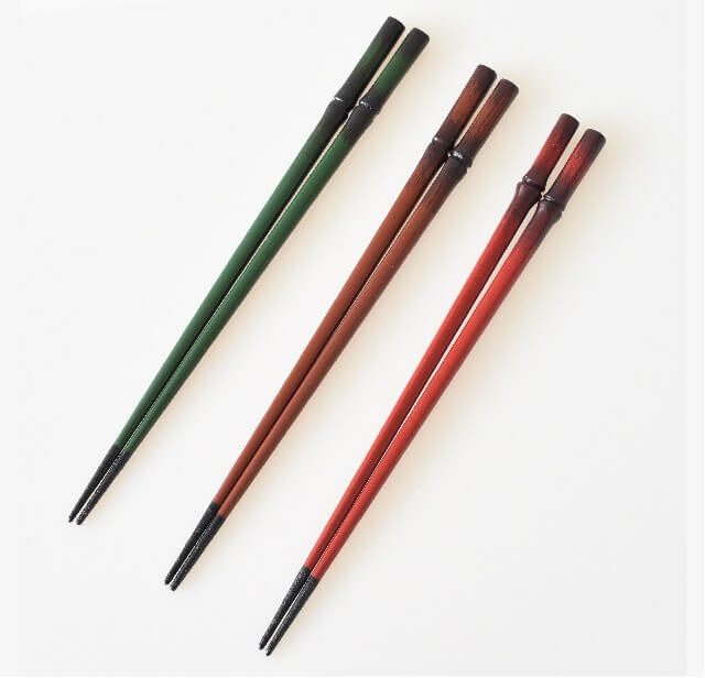 Niigata Lacquerware, a Japanese traditional craft, bamboo-like painted chop sticks