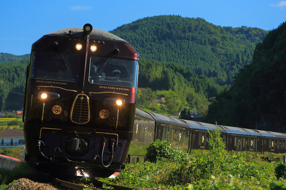 Seven Stars in Kyushu, cruise train of Japan, outside view