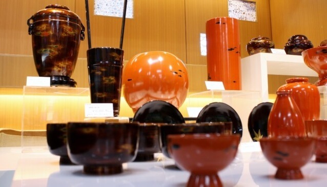 Kishu lacquerware, a Japanese traditional craft, various products