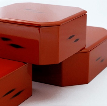 Kishu lacquerware, a Japanese traditional craft, basic bento box