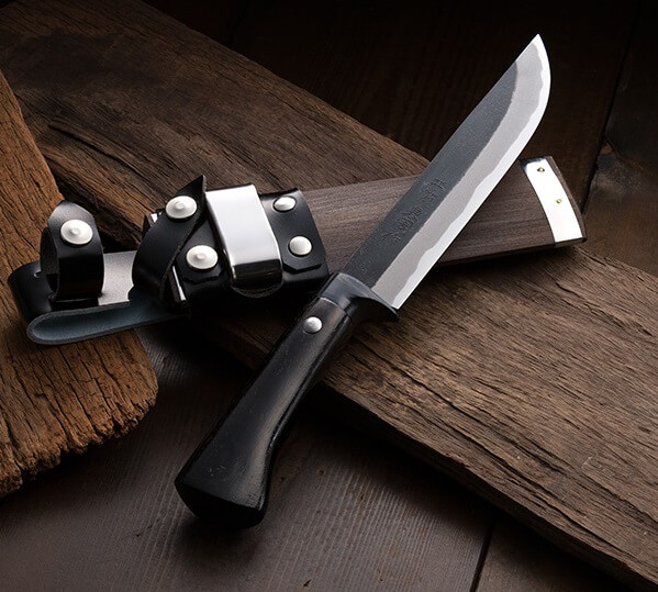 Tosa cutlery, a traditional Japanese craft, a survival knife