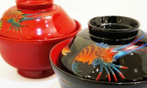 Ryukyu lacquerware, a traditional Japanese craft, black and red soup bowls