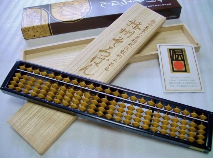 arts and crafts in Japan, especially Hyogo prefecture, traditional calculator Soroban