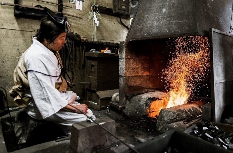 Masamune, Japan's greatest Katana sword, 24th Masamune forging swords today