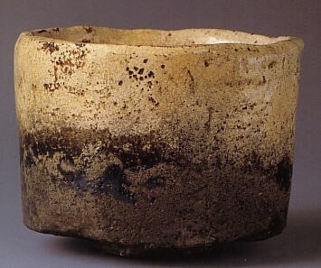 Rakuyaki Shiroraku tea cup, Japanese national treasure, another entire view