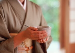 a Kimono woman in a tea ceremony